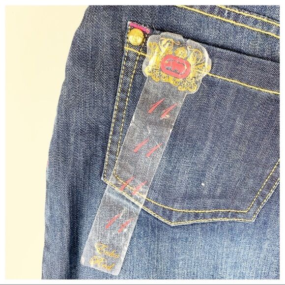 Echo‎ Red Juniors Mini Jean Skirt w/ Patches NWT - Picture 9 of 12